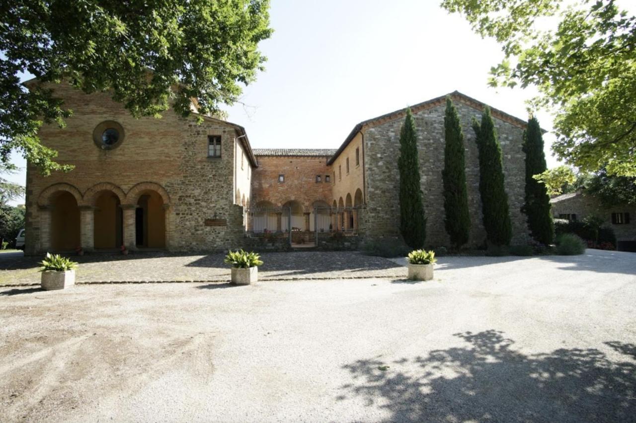 Antica Residenza San Girolamo Frontino エクステリア 写真
