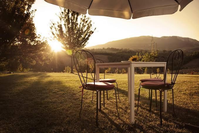 Antica Residenza San Girolamo Frontino エクステリア 写真