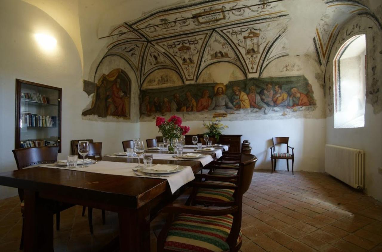 Antica Residenza San Girolamo Frontino エクステリア 写真